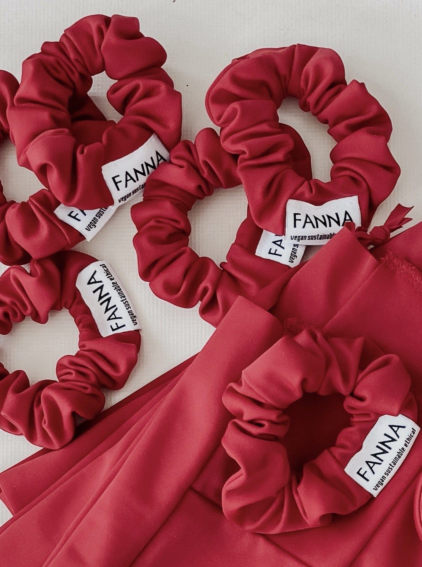 FANNA polewear Hair Accessories FANNA SCRUNCHIE